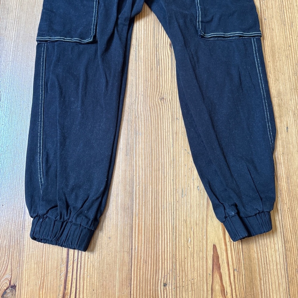 Honey Peach Cargo Joggers Women Black Contrast Stitch Utility Pants SIZE‎ M - Picture 3 of 7